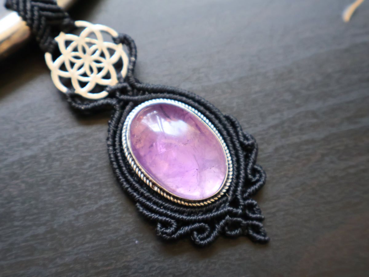 Chocker Amethyst